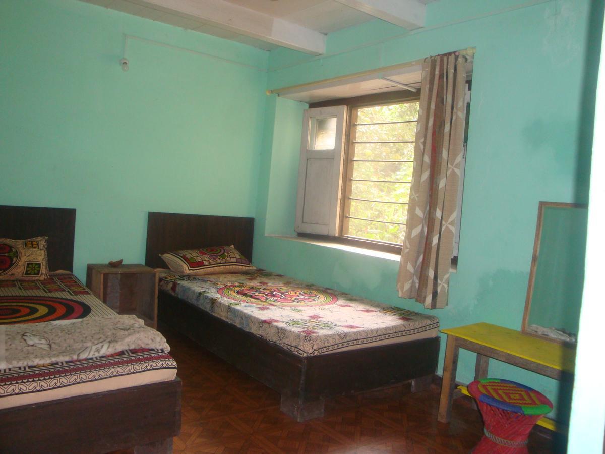 The Nepali Hive Hostel Kathmandu Bagian luar foto