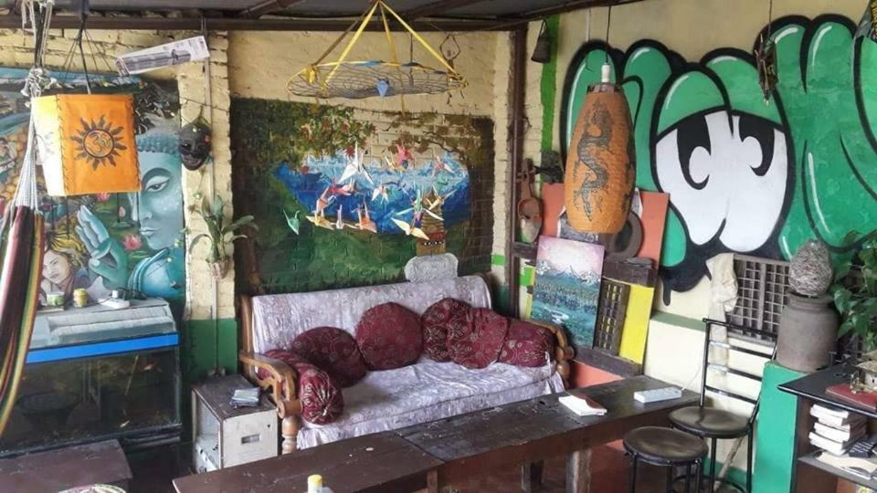 The Nepali Hive Hostel Kathmandu Bagian luar foto